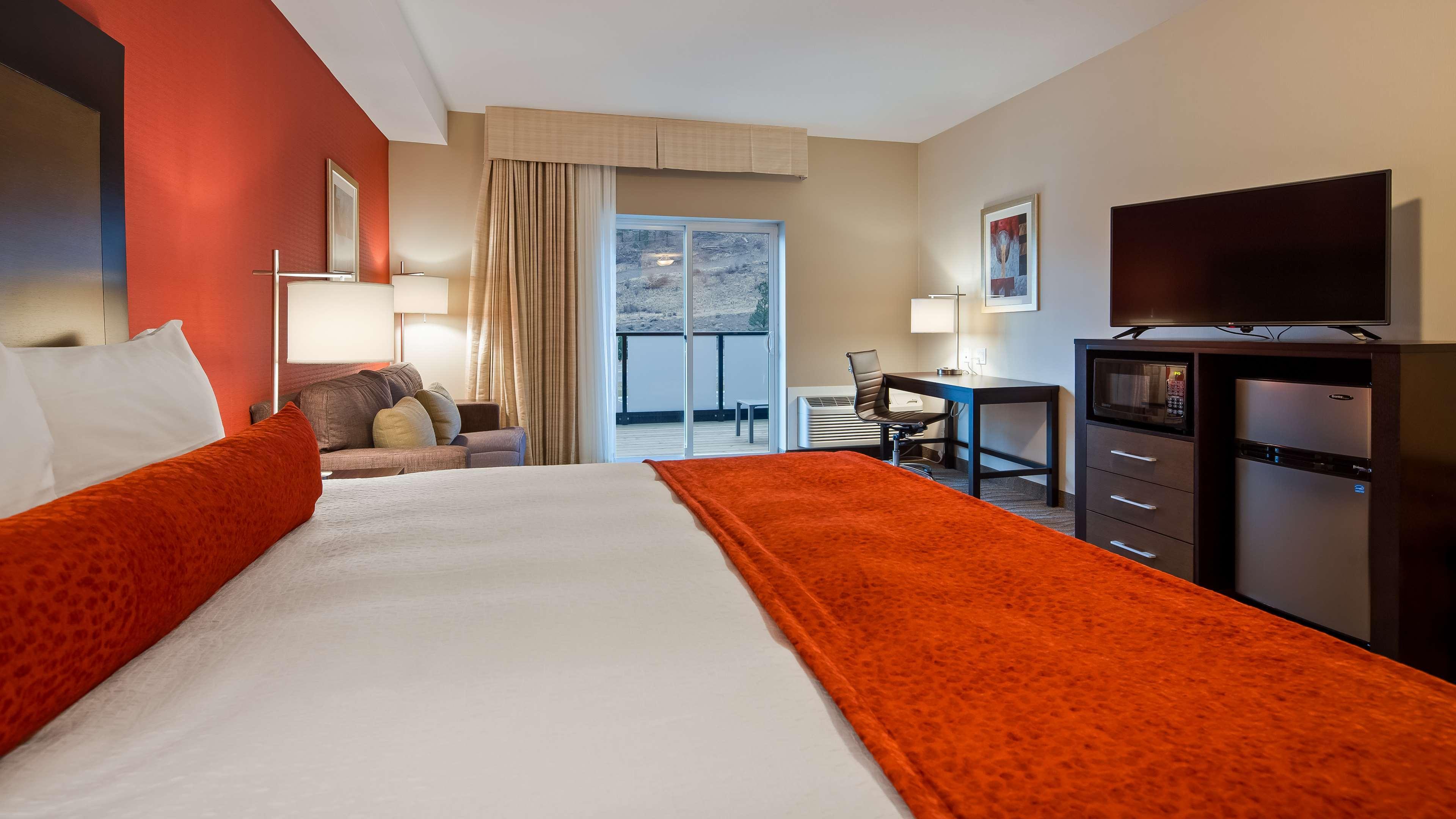 Best Western Plus Merritt Hotel Exterior photo