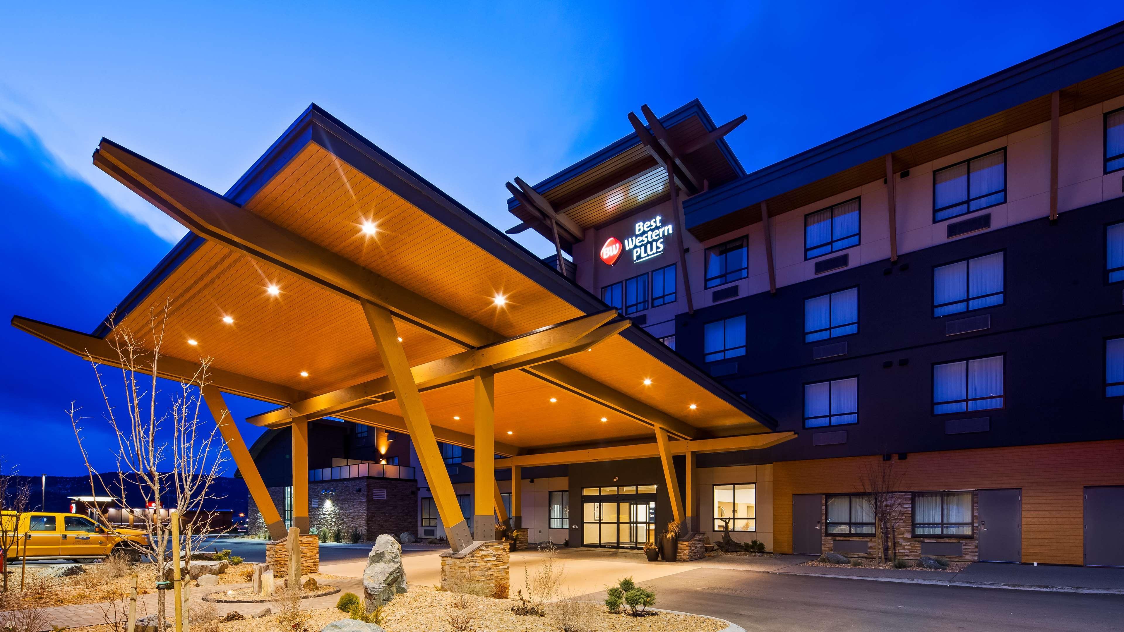 Best Western Plus Merritt Hotel Exterior photo